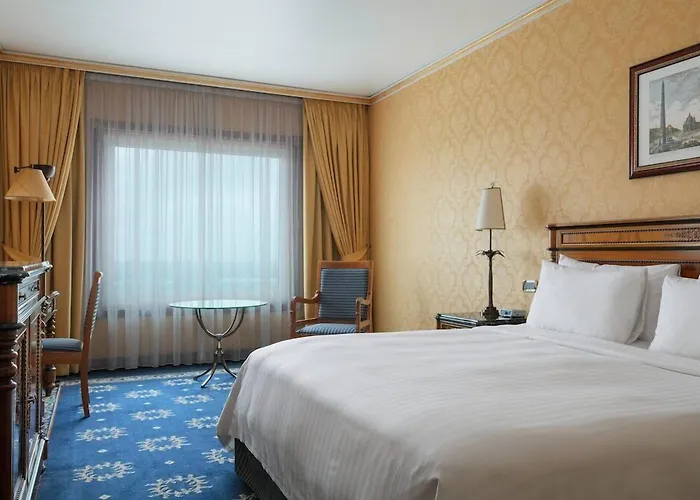 Marriott Park Hotel 4*