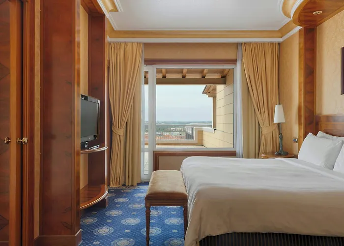 Marriott Park Hotel